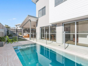 Pebbles at Casuarina Beach with Pool